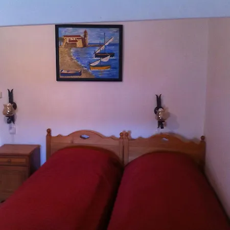 Maison Rouge Apartment