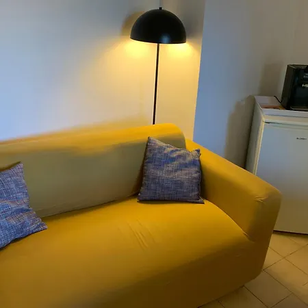 Maison Rouge